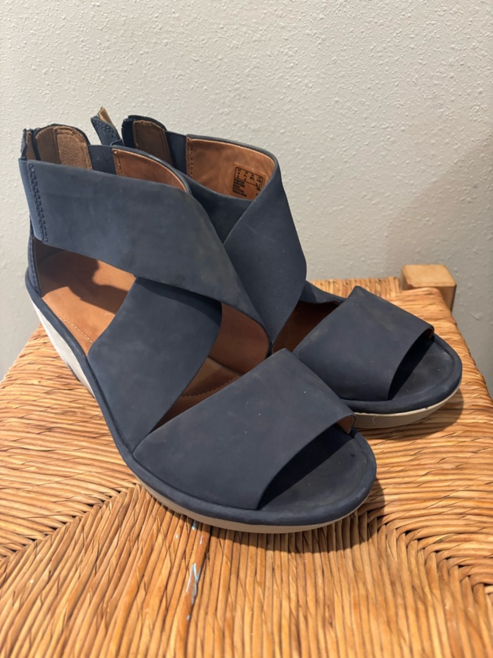 Clark’s Women's Carene Glamor Navy Crisscross Wedge Sandals